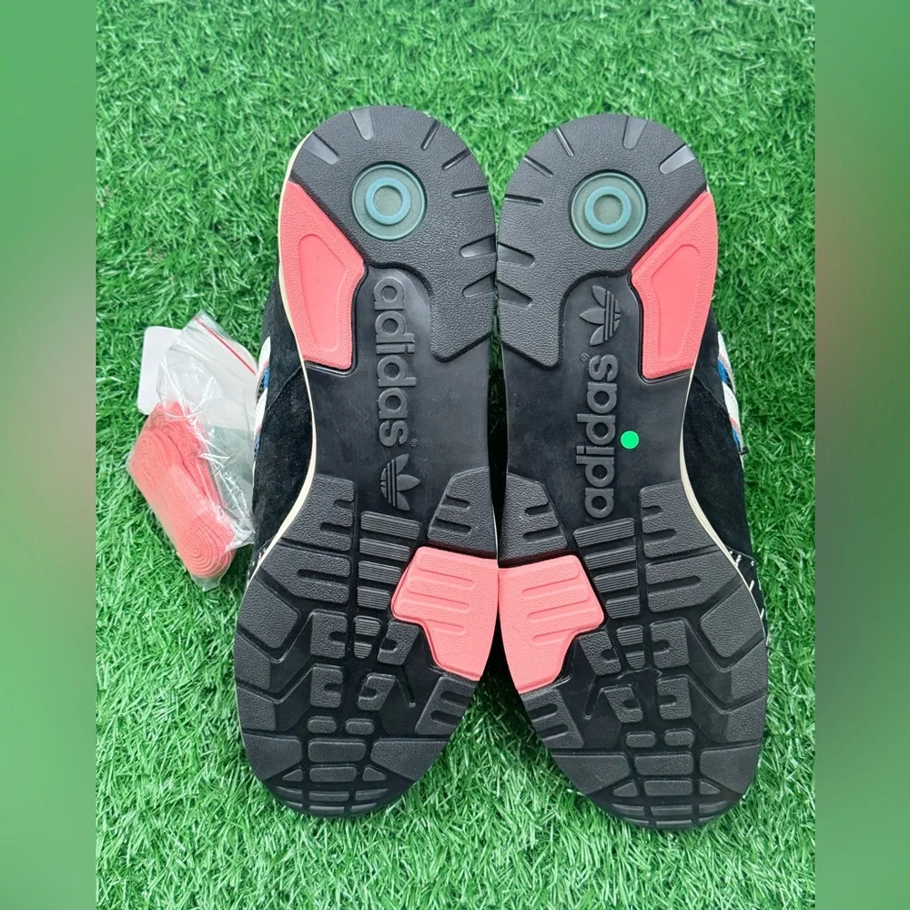 Adidas Women Sneakers‎ Size 8.5